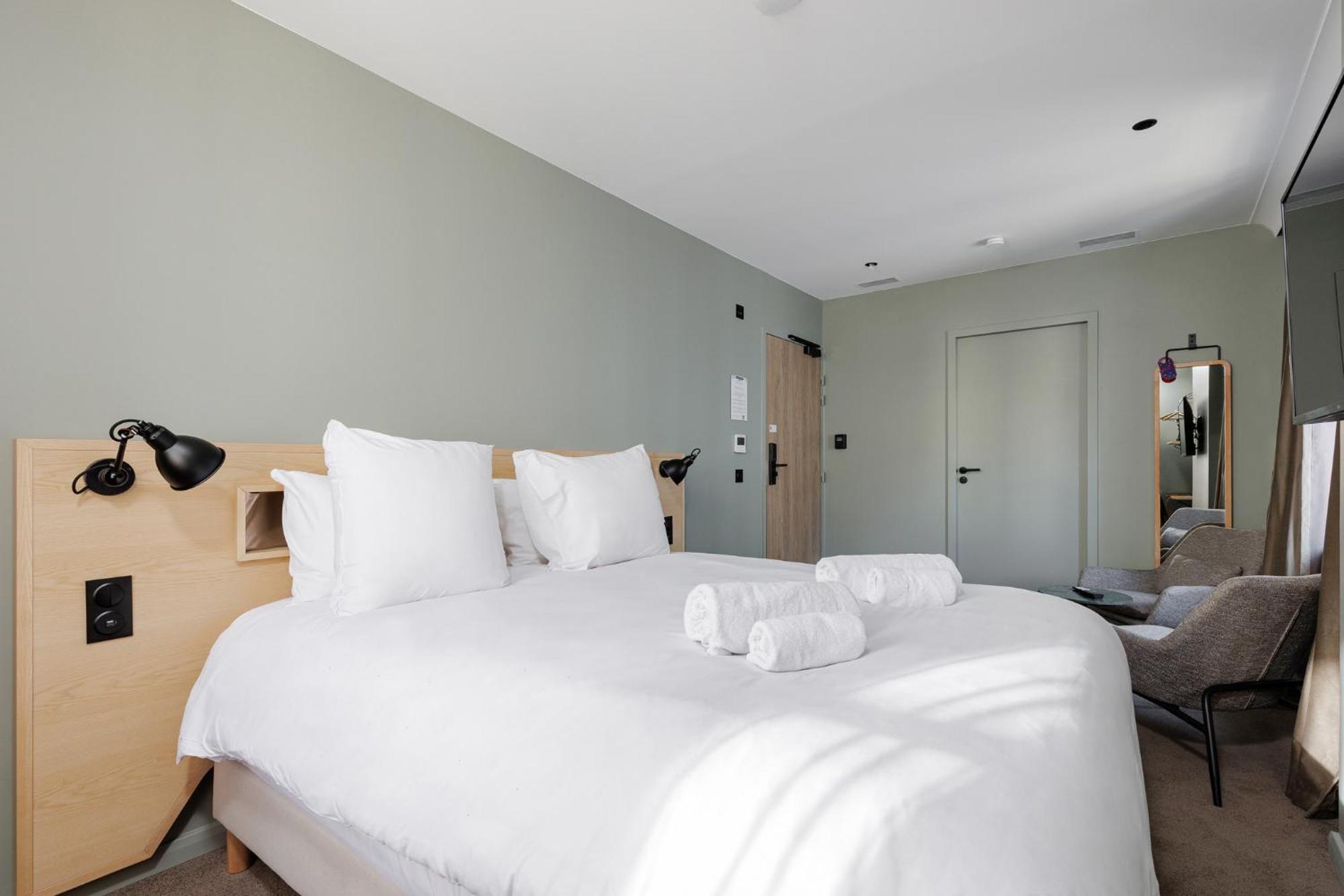 Des Sept - Entree Autonome, Reception En Ligne - Encore Mieux Aparthotel